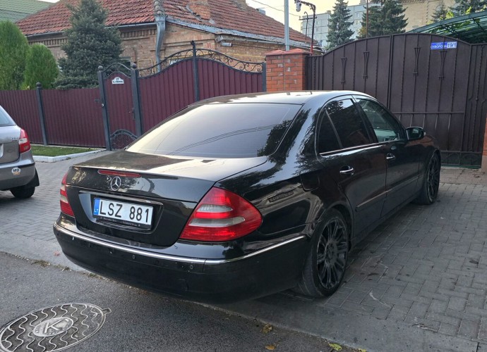 Mercedes-Benz E320 2003, турбодизель, автомат, Тирасполь – продажа авто