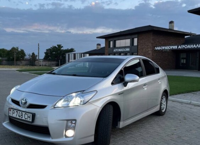 Toyota Prius 30 2010, Европа, газ 16 кубов, JBL, кожа, Тирасполь