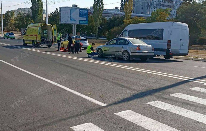 В Бендерах автомобиль сбил подростка-пешехода