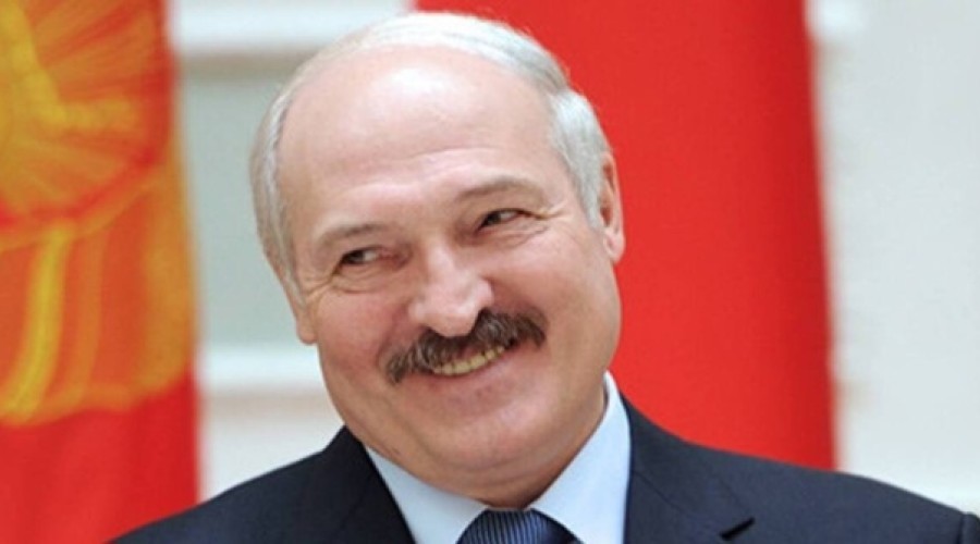 Лукашенко: Белоруссия не обязана защищать Европу от мигрантов