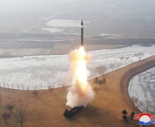 Северная Корея провела запуск гиперзвуковой ракеты средней дальности
