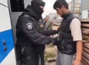 Петербург: на стройках выявлены десятки нелегальных мигрантов — проверка силовиков