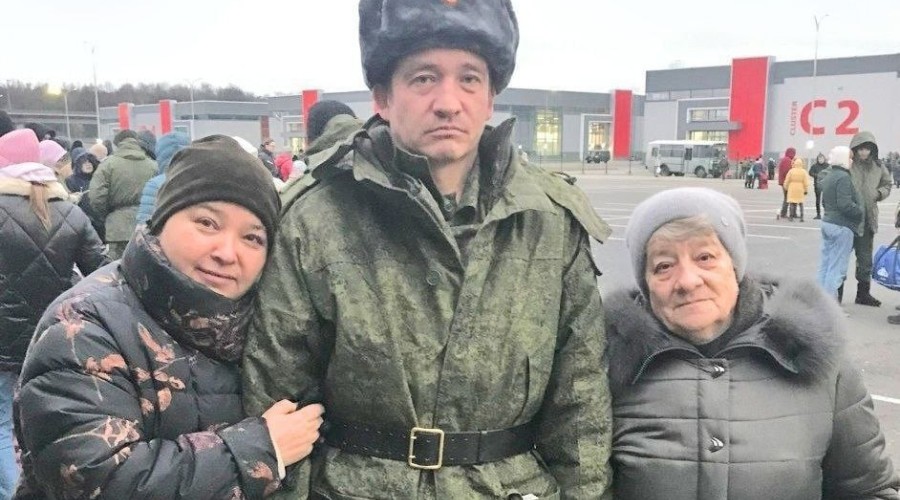 Под огнём и с ребёнком в вещмешке: подвиг Марата Ганиева