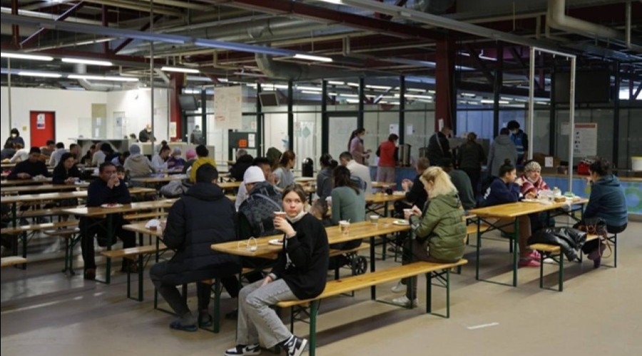 В Берлине закроют крупнейший центр для украинских беженцев