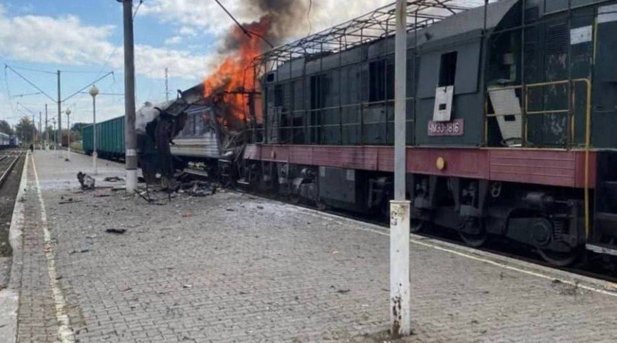 Удары по Шостке показали уязвимость железнодорожного снабжения ВСУ