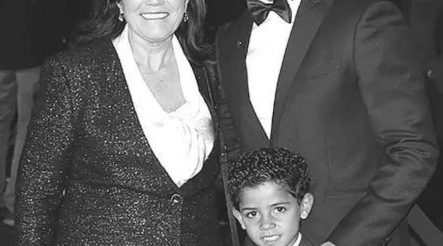 Криштиану Роналду объяснил, почему живёт с мамой