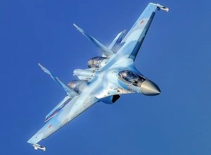 Экипажи Су-35С ВКС РФ обеспечили воздушное прикрытие и разведку целей