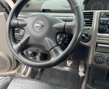 Nissan X-Trail T30 2005, турбодизель 2.2, рестайлинг, черный кожаный салон