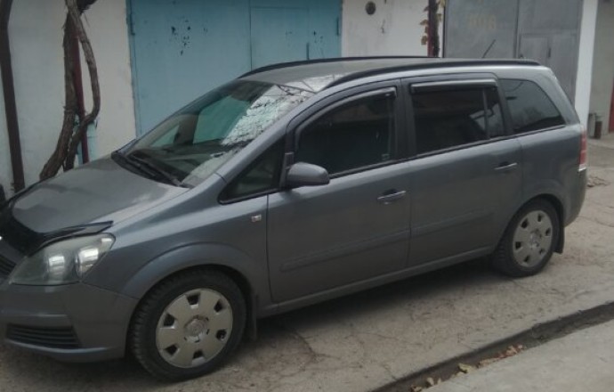 Opel Zafira B 2006, 1.9 CDTI, гаражное хранение – продажа авто