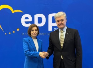 Санду обвинила Порошенко в коррупции: схемы с Приднестровьем и политическое противостояние