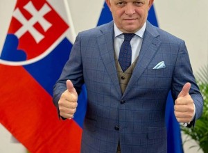 Фицо о поправке в конституцию: в Словакии признают только мужской и женский пол