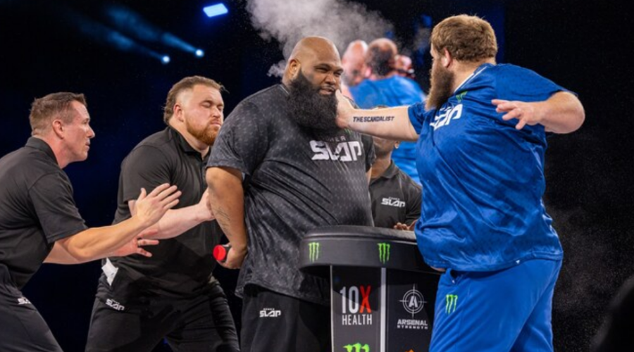 Василий Камоцкий победил Лэйна Вирнса и стал чемпионом Power Slap