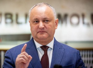 Додон: народ Молдавии недоволен результатами выборов, оппозиция призывает к законным протестам