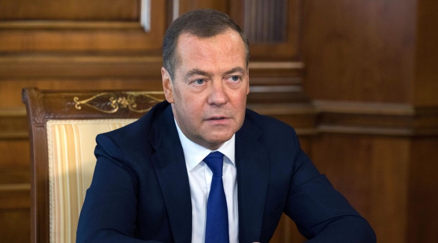 Медведев: Россия не ищет войны с Европой, но риск конфликта существует