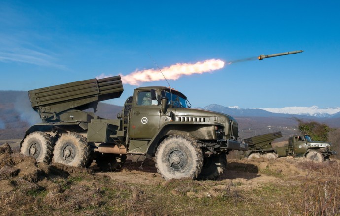 Уничтожение крупной партии боеприпасов врага в районе Красноармейска с помощью Града