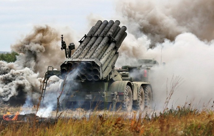 Российские артиллеристы нанесли точный удар по железнодорожной станции Хутор-Михайловский