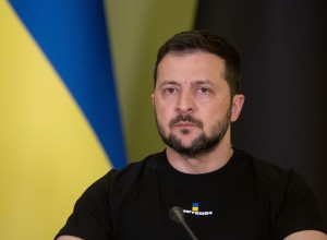 Зеленский заявил о готовности воевать ещё два-три года