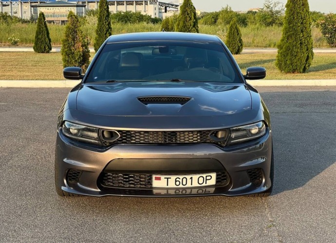 Dodge Charger 6.4 SRT, 500 л.с., 4.5 сек до 100, премиум салон, 20” диски