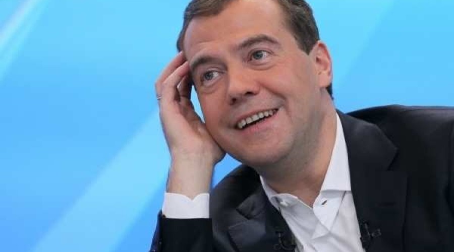 Медведев высмеял заявление Трампа о «подлодках у российских берегов»
