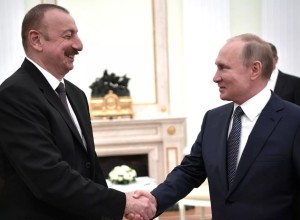 Путин и Алиев впервые поговорили после обострения отношений