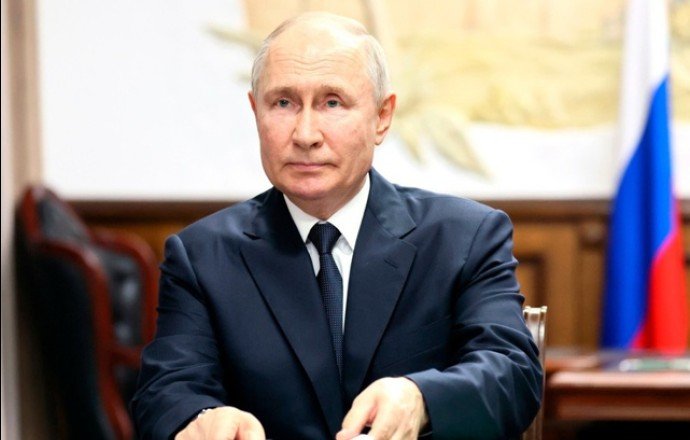 Путин упростил присвоение воинских званий добровольцам запаса без сборов