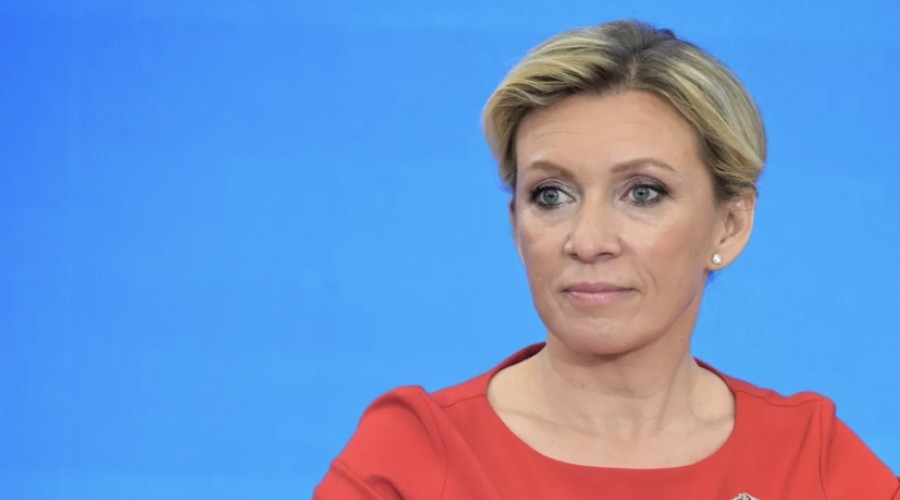 Захарова иронично высмеяла встречу Зеленского с украинскими военными