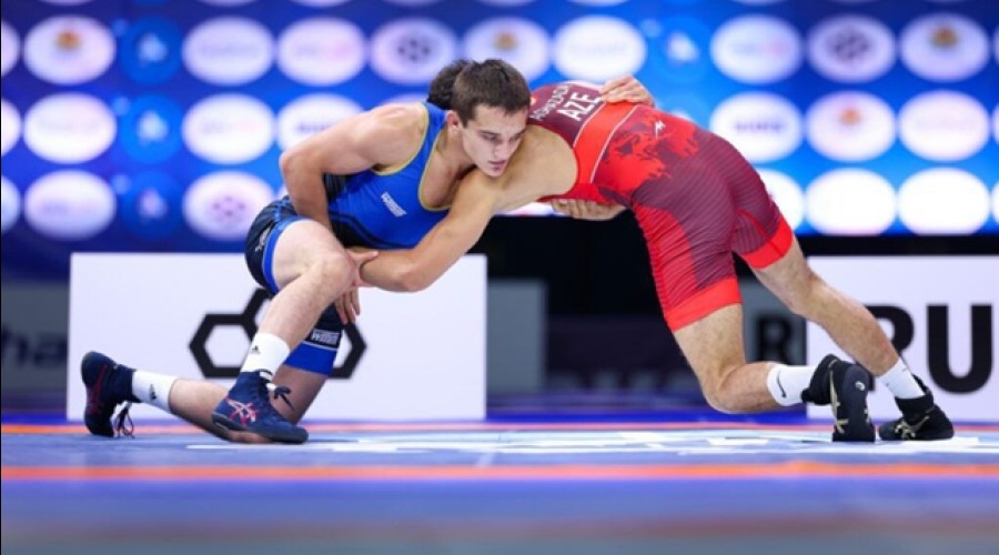 Александр Гайдарлы завоевал бронзу чемпионата мира по вольной борьбе U-23