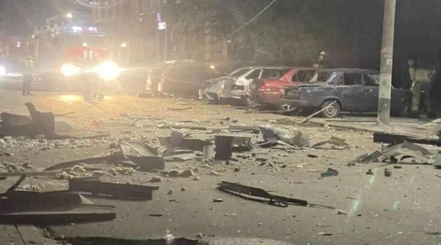 ВСУ атаковали гражданскую инфраструктуру в Батайске: повреждены жилые дома