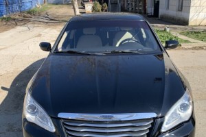 Chrysler 200 2012, 2.4л бензин/газ, автомат, передний привод – продажа авто