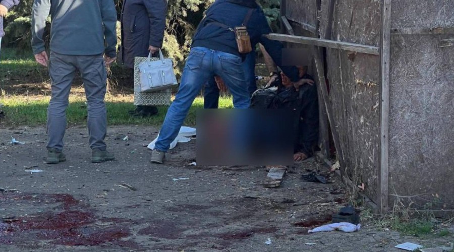 Взрыв в Луганске: мужчина пострадал после удара по колонке с песней «Океан Эльзи»