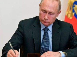 Президент утвердил выплаты и соцгарантии для инженеров РЭБ и робототехники