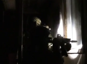 ФСБ показала видео с арсеналом ликвидированного исламиста, готовившего теракты (видео)