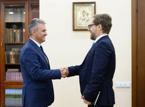 Красносельский обсудил с послом Литвы возобновление переговорного формата «5+2»