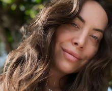 Наталья Фриске рассказала о неудачном результате коррекции фигуры