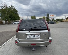 Nissan X-Trail T30 2005, турбодизель 2.2, рестайлинг, черный кожаный салон