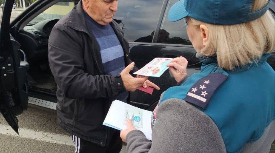 Совместный рейд ГАИ и Госпожнадзора: проверка огнетушителей у водителей