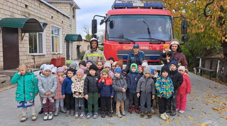 В дубоссарском детсаду прошли пожарные учения с эвакуацией детей