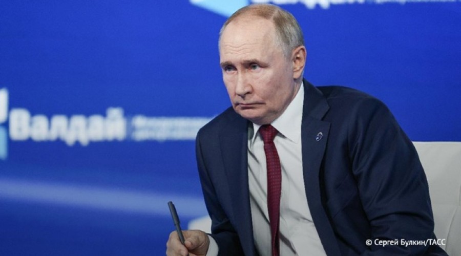 Путин: российские войска уверенно продвигаются по всей линии фронта СВО