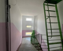 2-комнатная квартира с новым ремонтом, раздельные комнаты, тихий район, вид на парк