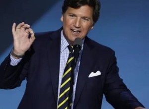Такер Карлсон предложил лишать гражданства США воюющих на Украине и в Израиле